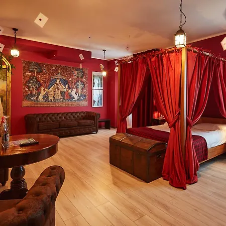 Hotel Binario Magic Ristohotel 3*