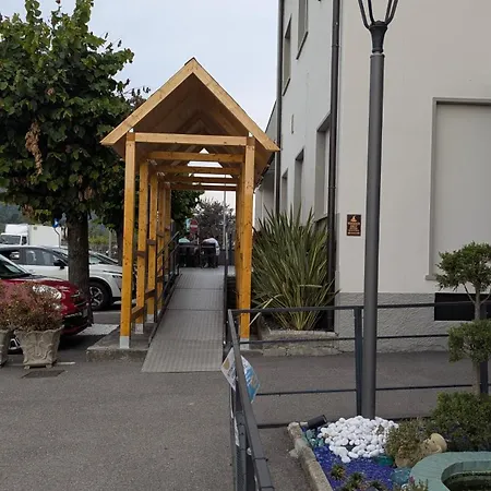 Binario Magic Ristohotel 酒店