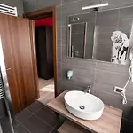 Hotel Binario Magic Ristohotel 3*